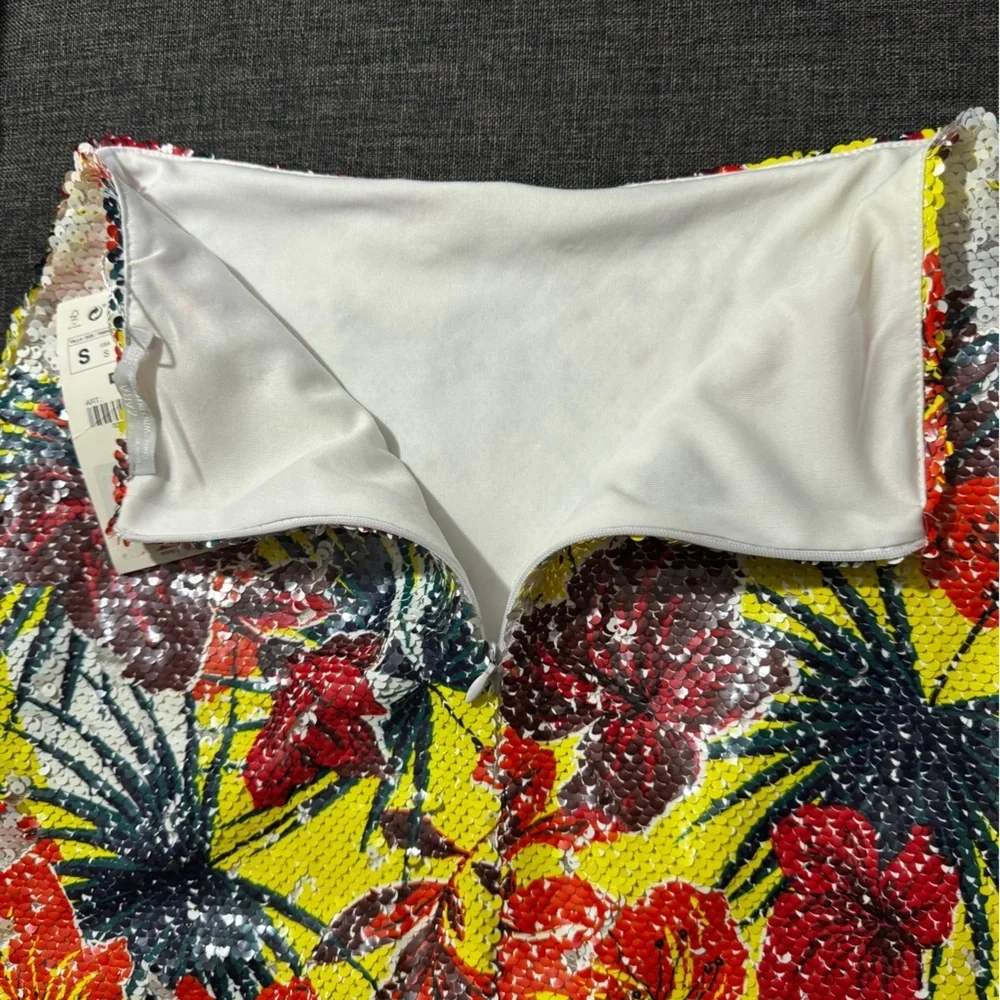 Zara Floral Sequin High Waisted Mermaid Fit and Flare Midi Skirt size small - Picture 14 of 15